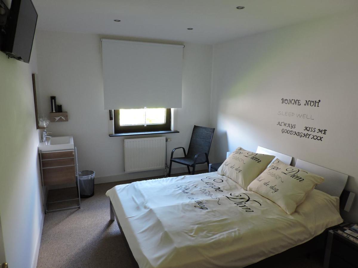 B&B Carpe Diem Maaseik Eksteriør bilde